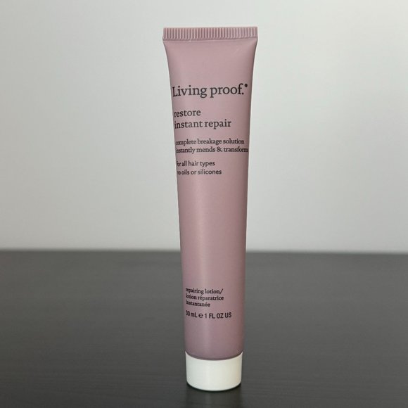 Living Proof Restore Instant Repair repairing lotion - Picture 1 of 11